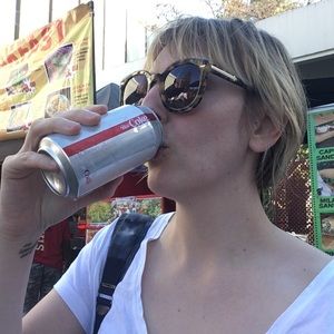Meet your Posher, Amanda